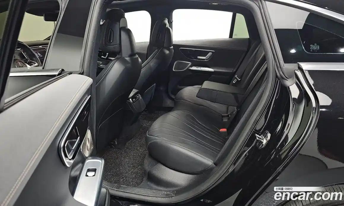 Mercedes-Benz EQE 2023 0.3 Автомат в Москве № 139801, фото 13