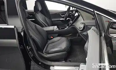 Mercedes-Benz EQE 2023 0.3 Автомат в Москве № 139801, миниатюра 2