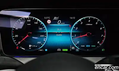 Mercedes-Benz E-Class 2022 2.0 Автомат в Москве № 141793, миниатюра 10