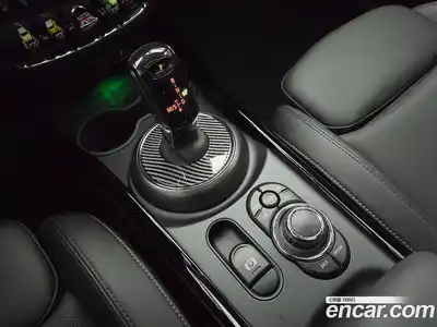 Mini Clubman 2024 1.5 Автомат в Москве № 146114, миниатюра 9