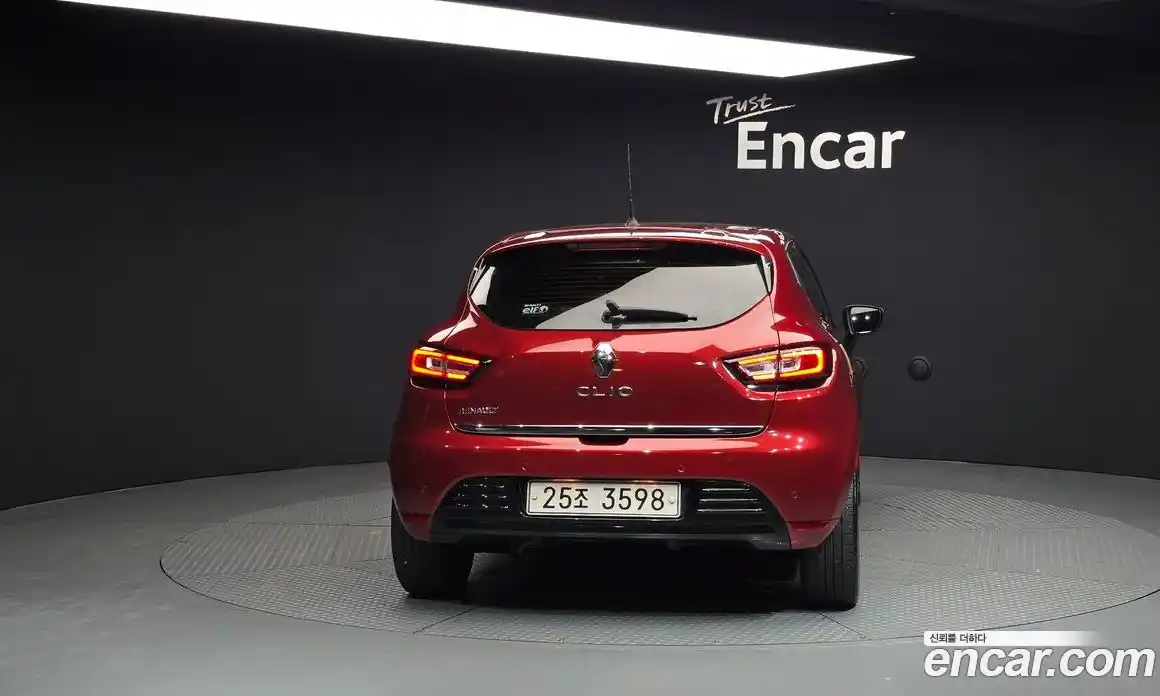 Renault Cilo 2019 1.5 Автомат в Москве № 148110, фото 16