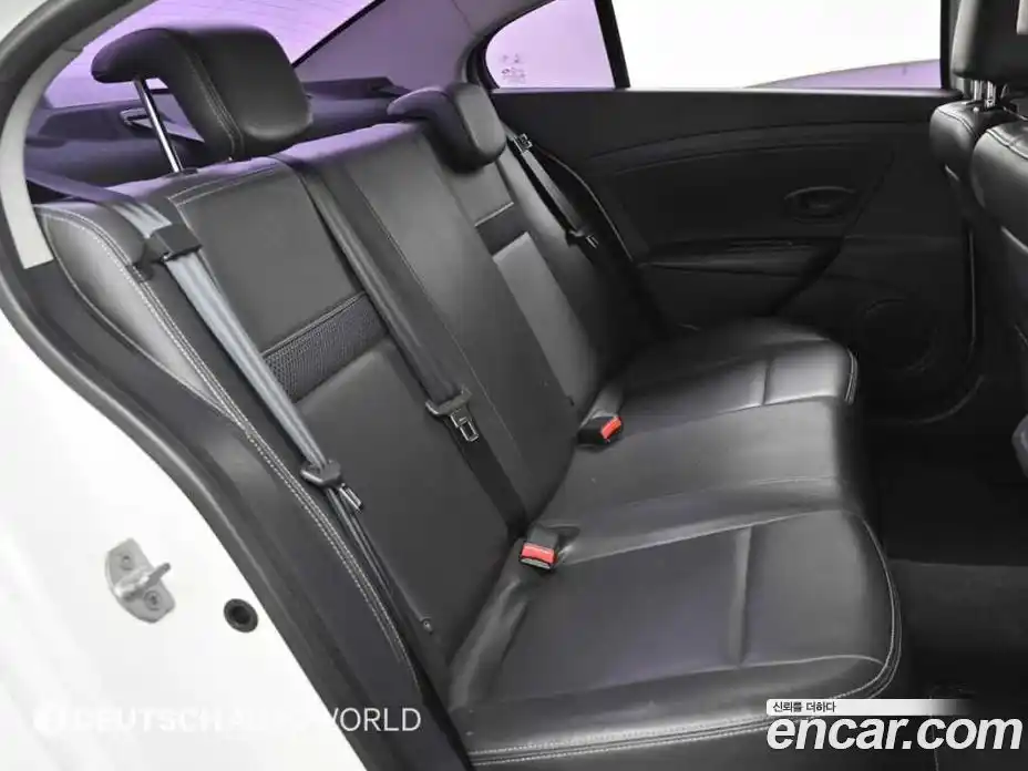 Renault SM3 2016 1.6 Автомат в Москве № 153092, фото 12