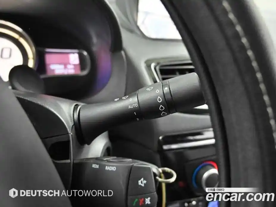 Renault SM3 2016 1.6 Автомат в Москве № 153092, фото 16