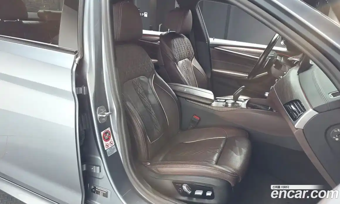 BMW 5-Series 2017 2.0 Автомат в Москве № 158332, фото 9