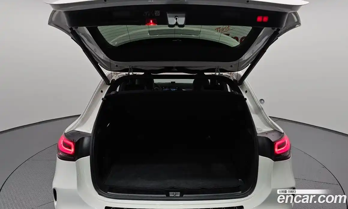 Mercedes-Benz EQA 2022 0.2 Автомат в Москве № 160563, фото 6