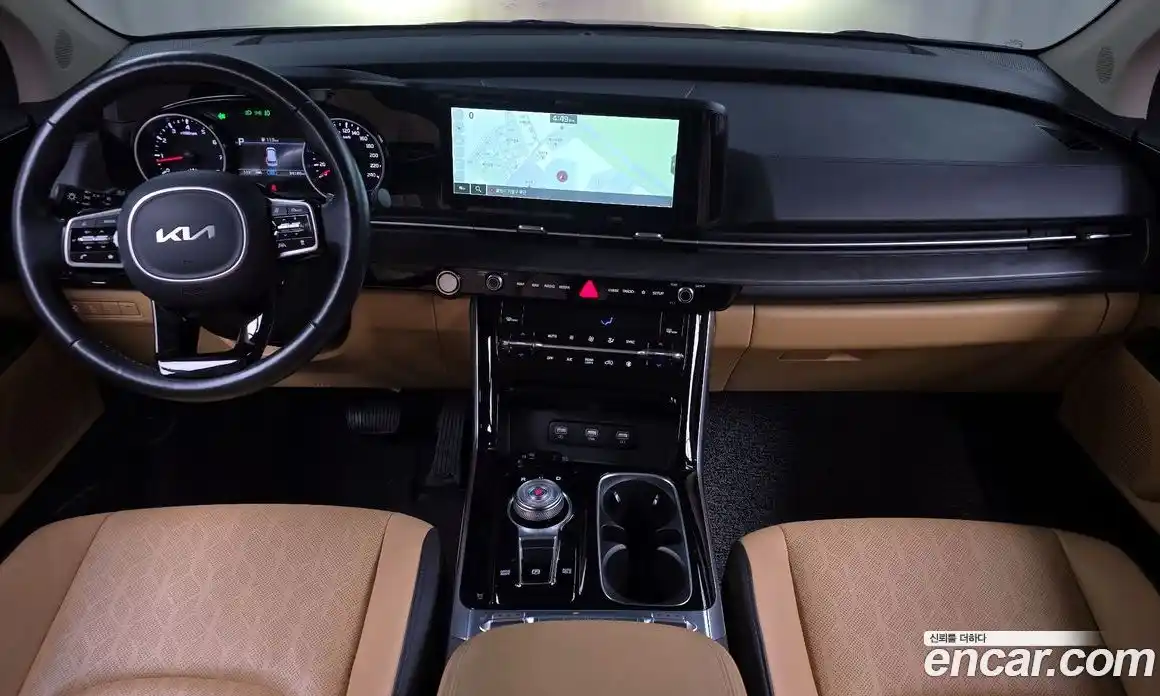 Kia Canival 2023 3.5 Автомат в Москве № 16217, фото 17