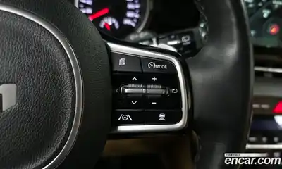 Kia Canival 2023 3.5 Автомат в Москве № 16217, миниатюра 7