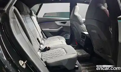 Audi Q8 2022 3.0 Автомат в Москве № 162629, миниатюра 5