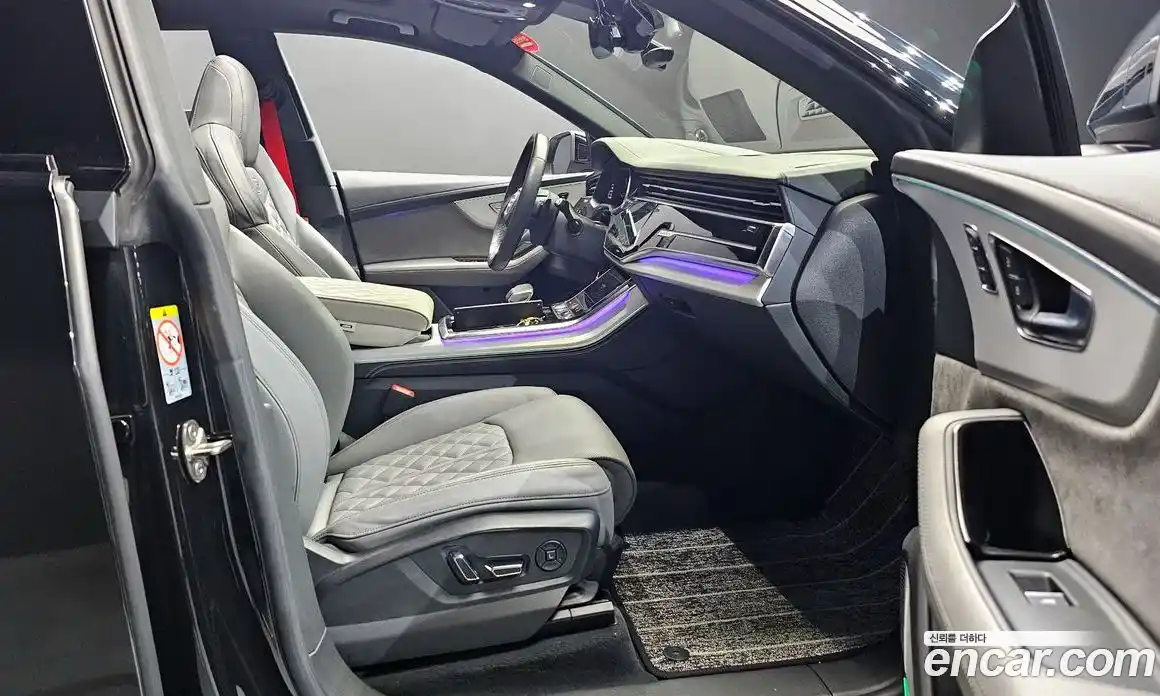 Audi Q8 2022 3.0 Автомат в Москве № 162629, фото 9