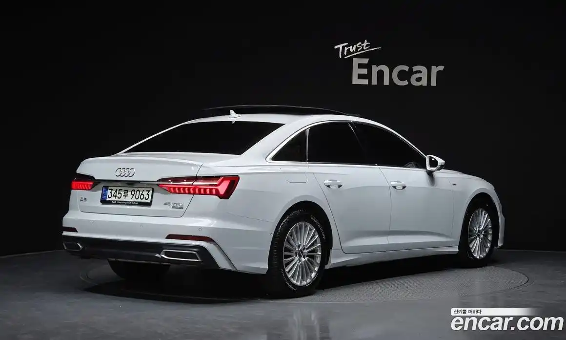 Audi A6 2021 2.0 Автомат в Москве № 162631, фото 3