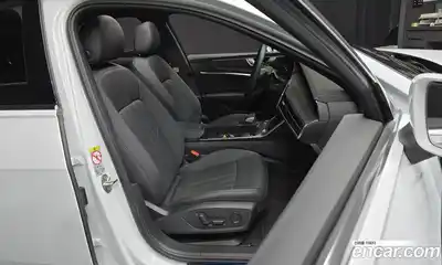 Audi A6 2021 2.0 Автомат в Москве № 162631, миниатюра 4