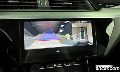 Audi e-tron 2021 0.2 Автомат в Москве № 163039, миниатюра 9