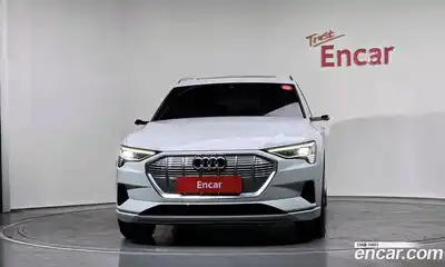 Audi e-tron 2021 0.2 Автомат в Москве № 163039, миниатюра 10
