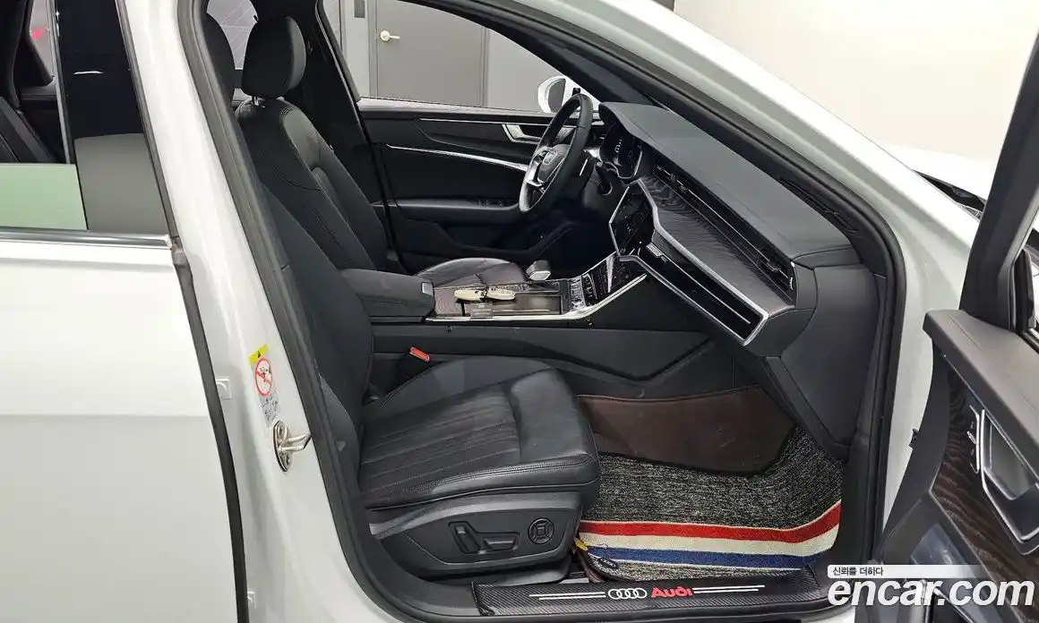 Audi A6 2022 2.0 Автомат в Москве № 163472, фото 11