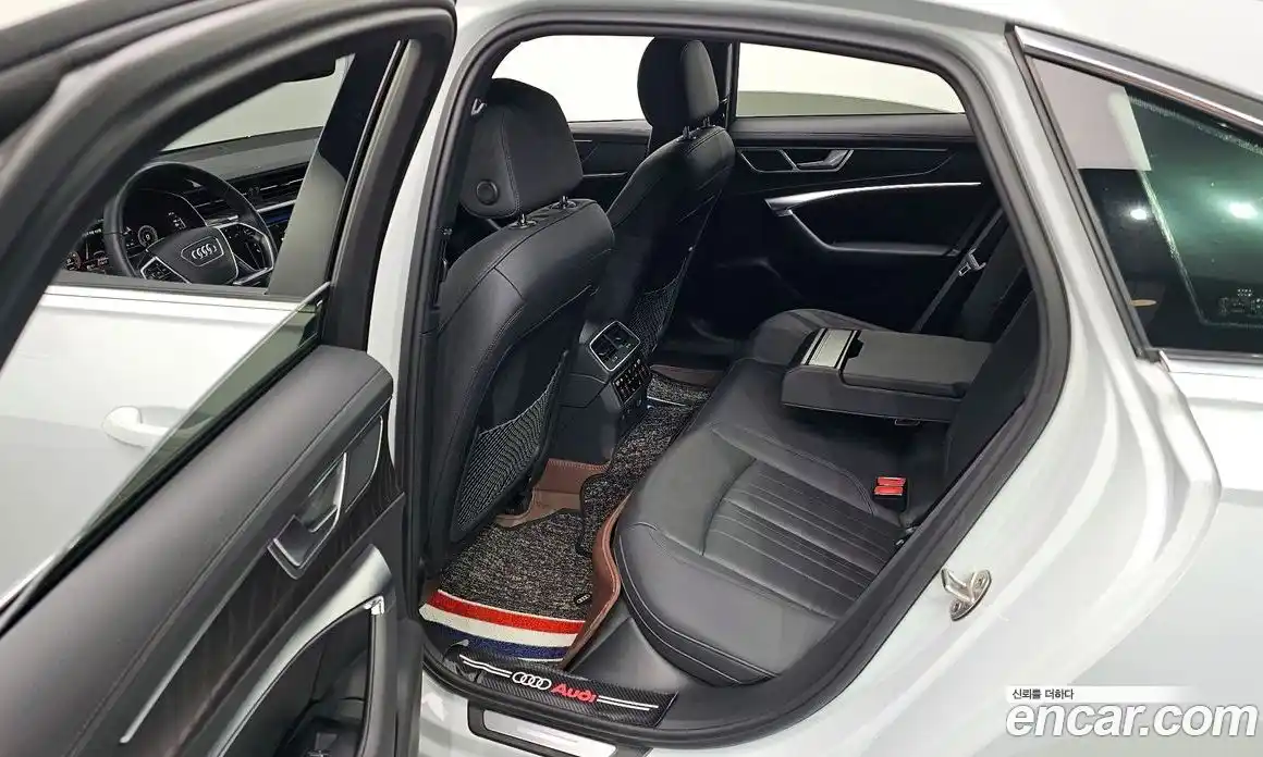 Audi A6 2022 2.0 Автомат в Москве № 163472, фото 13