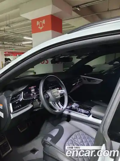 Audi Q8 2022 3.0 Автомат в Москве № 163982, миниатюра 7