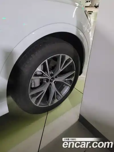 Audi Q8 2022 3.0 Автомат в Москве № 163982, миниатюра 9