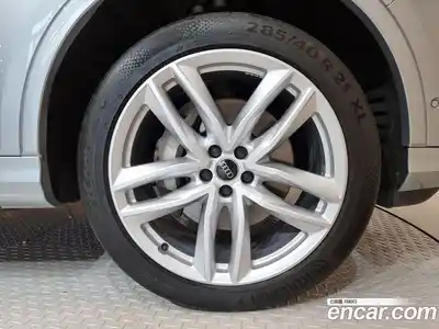 Audi Q7 2023 3.0 Автомат в Москве № 164008, миниатюра 5