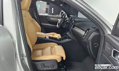 Volvo XC40 2019 2.0 Автомат в Москве № 164268, миниатюра 11