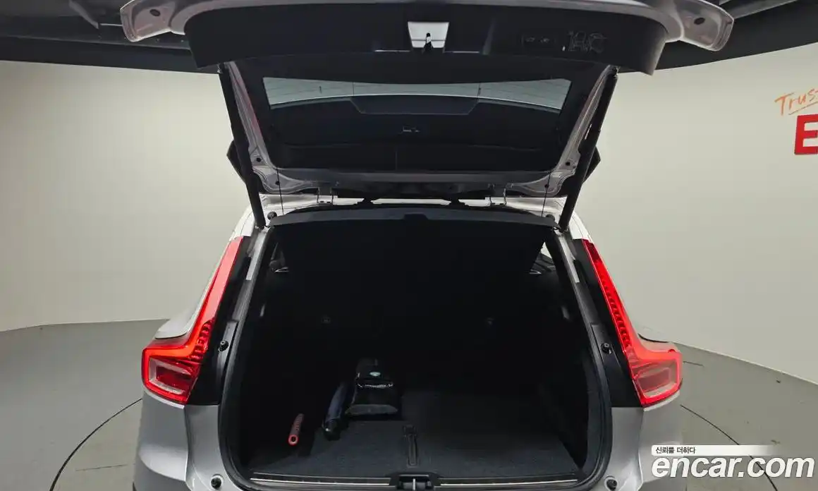 Volvo XC40 2019 2.0 Автомат в Москве № 164268, фото 20