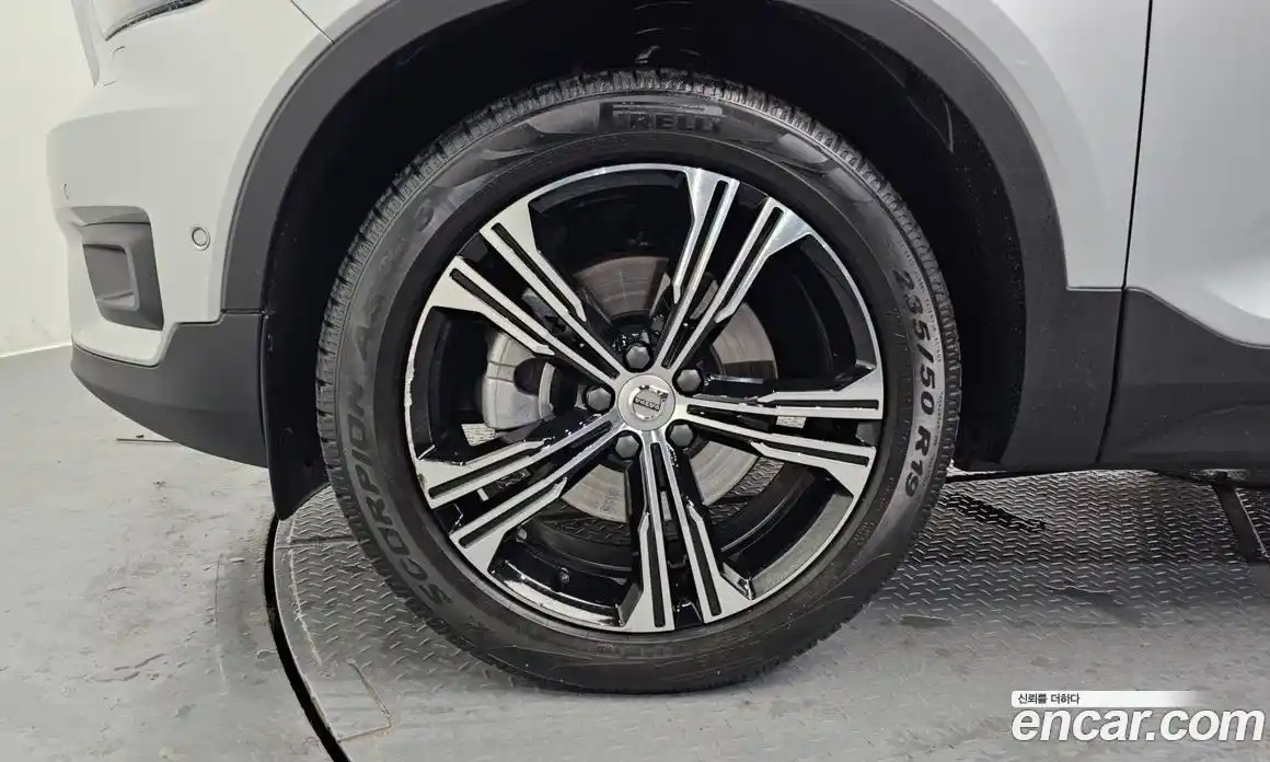 Volvo XC40 2019 2.0 Автомат в Москве № 164268, фото 5