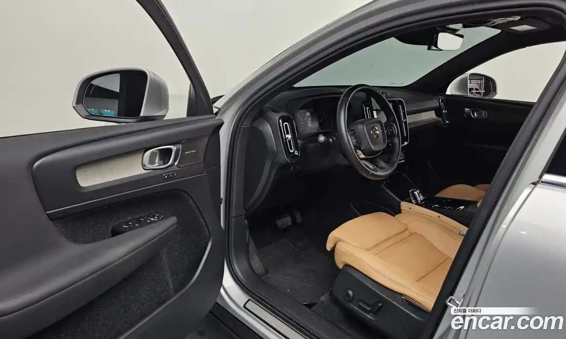 Volvo XC40 2019 2.0 Автомат в Москве № 164268, фото 10