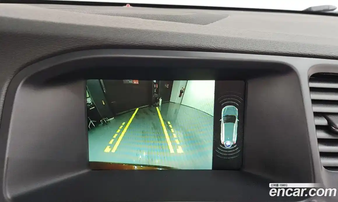 Volvo V60 2016 2.5 Автомат в Москве № 164693, фото 16