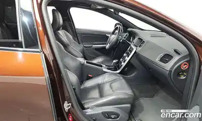 Volvo V60 2016 2.5 Автомат в Москве № 164693, миниатюра 5