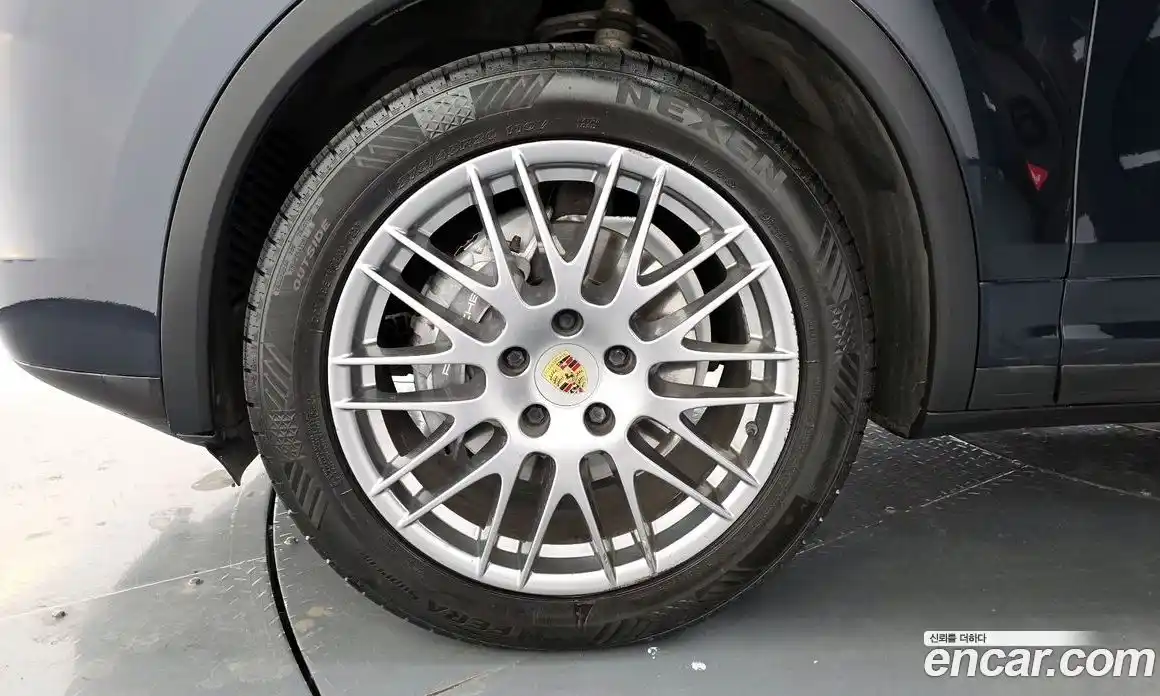 Porsche Cayenne 2016 3.0 Автомат в Москве № 165546, фото 14