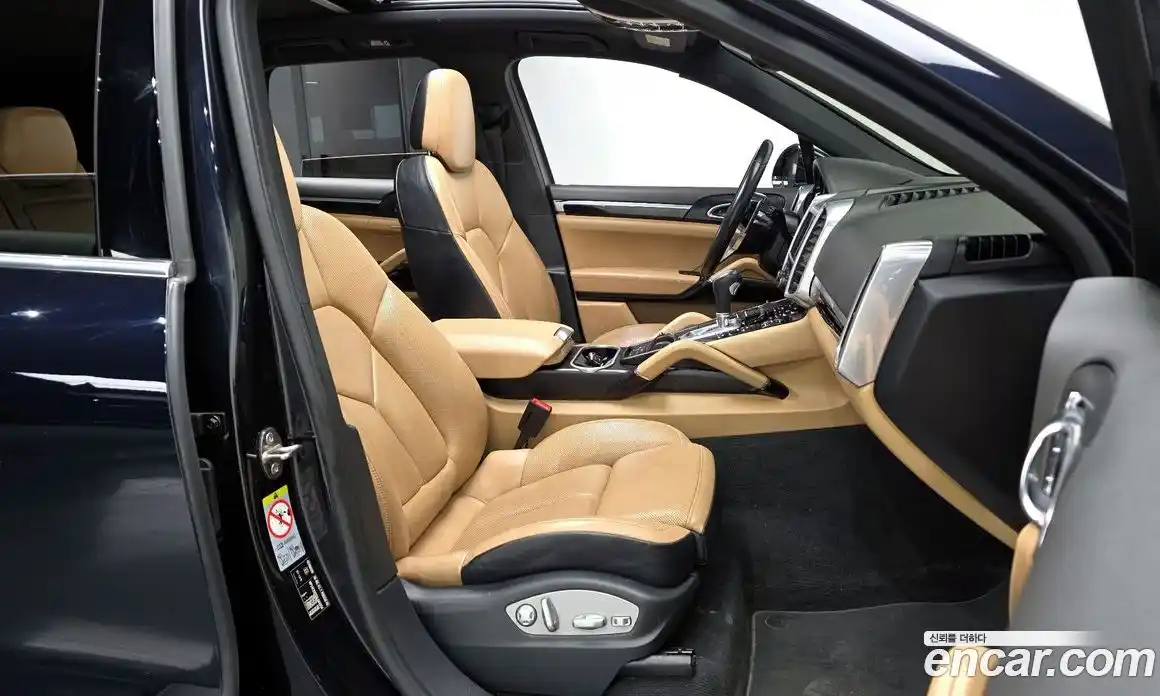 Porsche Cayenne 2016 3.0 Автомат в Москве № 165546, фото 4