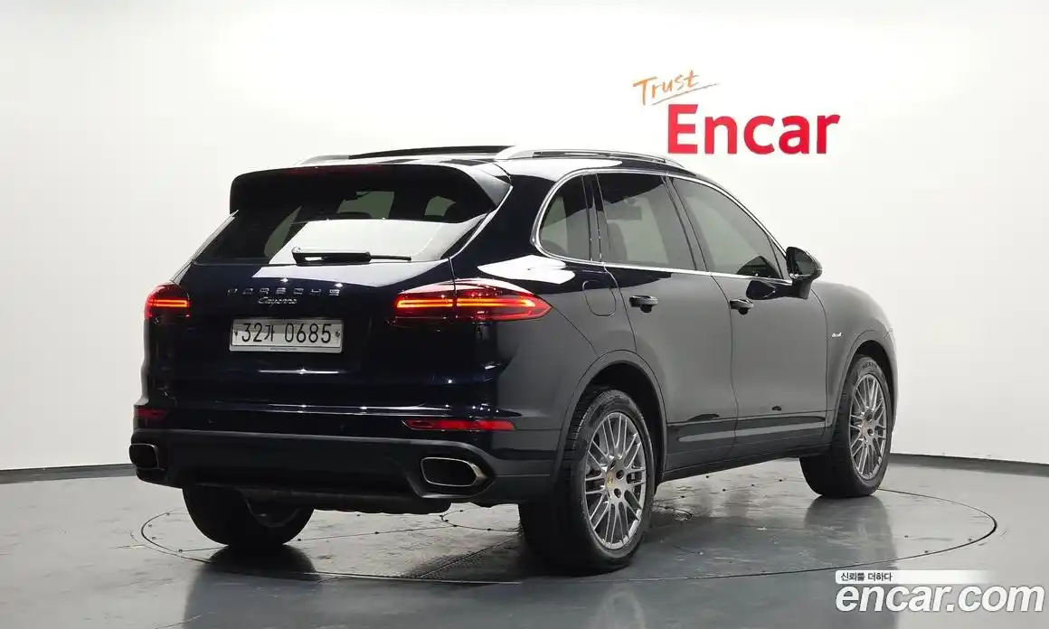 Porsche Cayenne 2016 3.0 Автомат в Москве № 165546, фото 9