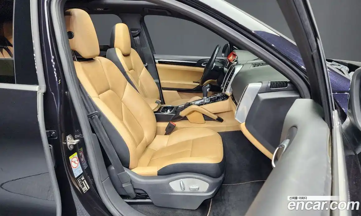 Porsche Cayenne 2014 3.0 Автомат в Москве № 165708, фото 13