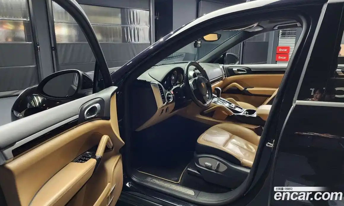 Porsche Cayenne 2014 3.0 Автомат в Москве № 165708, фото 15