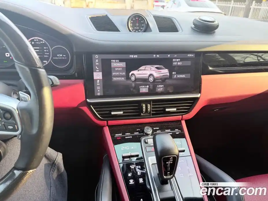 Porsche Cayenne 2020 3.0 Автомат в Москве № 165884, фото 4