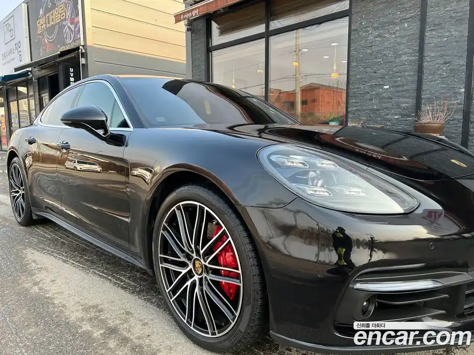 Porsche Panamera 2018 2.9 Автомат в Москве № 165920, фото 3