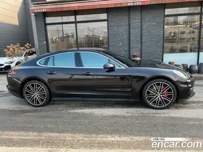 Porsche Panamera 2018 2.9 Автомат в Москве № 165920, миниатюра 4