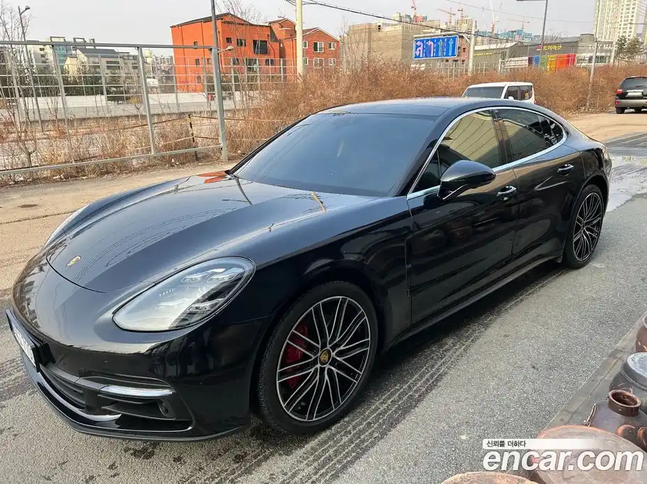 Porsche Panamera 2018 2.9 Автомат в Москве № 165920, фото 6