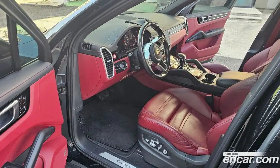 Porsche Cayenne 2019 3.0 Автомат в Москве № 165921, фото 13