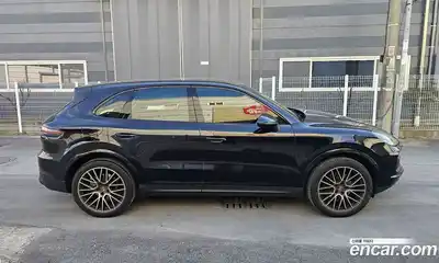 Porsche Cayenne 2019 3.0 Автомат в Москве № 165921, миниатюра 4