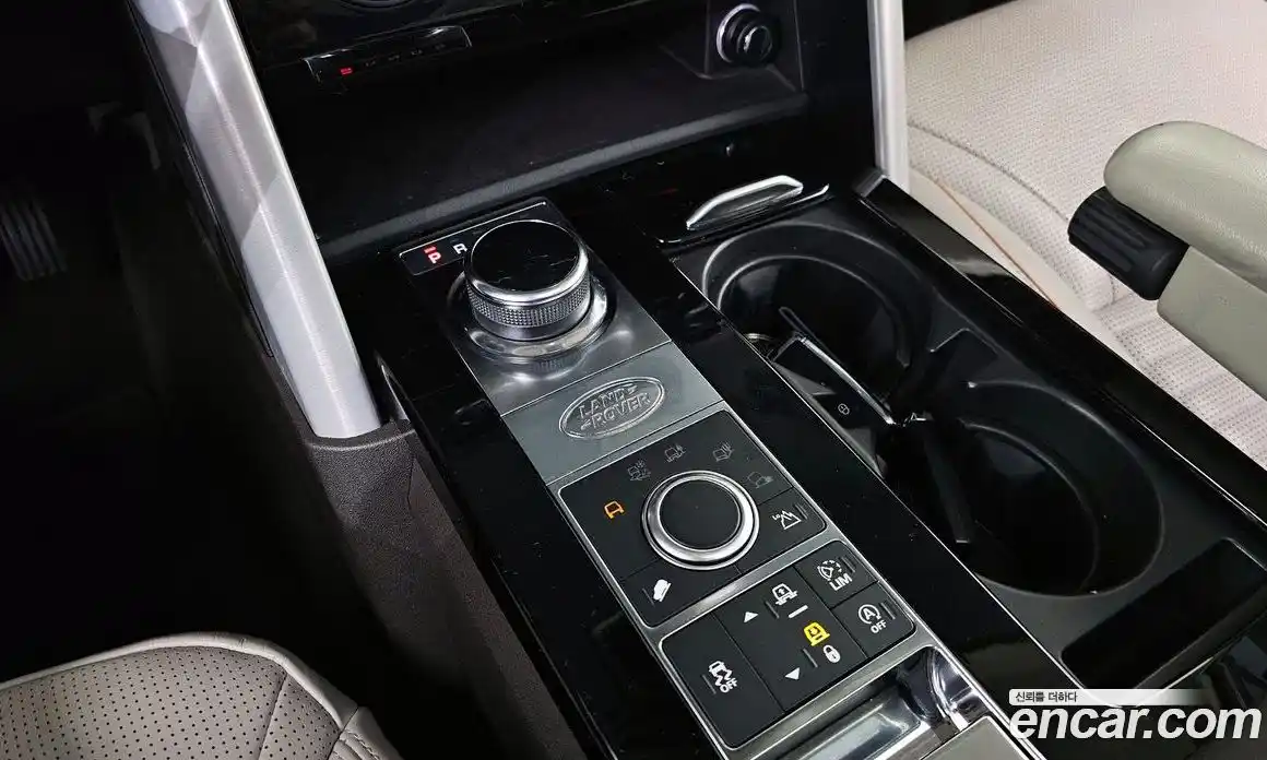 Land Rover Discovery 2018 3.0 Автомат в Москве № 166418, фото 5