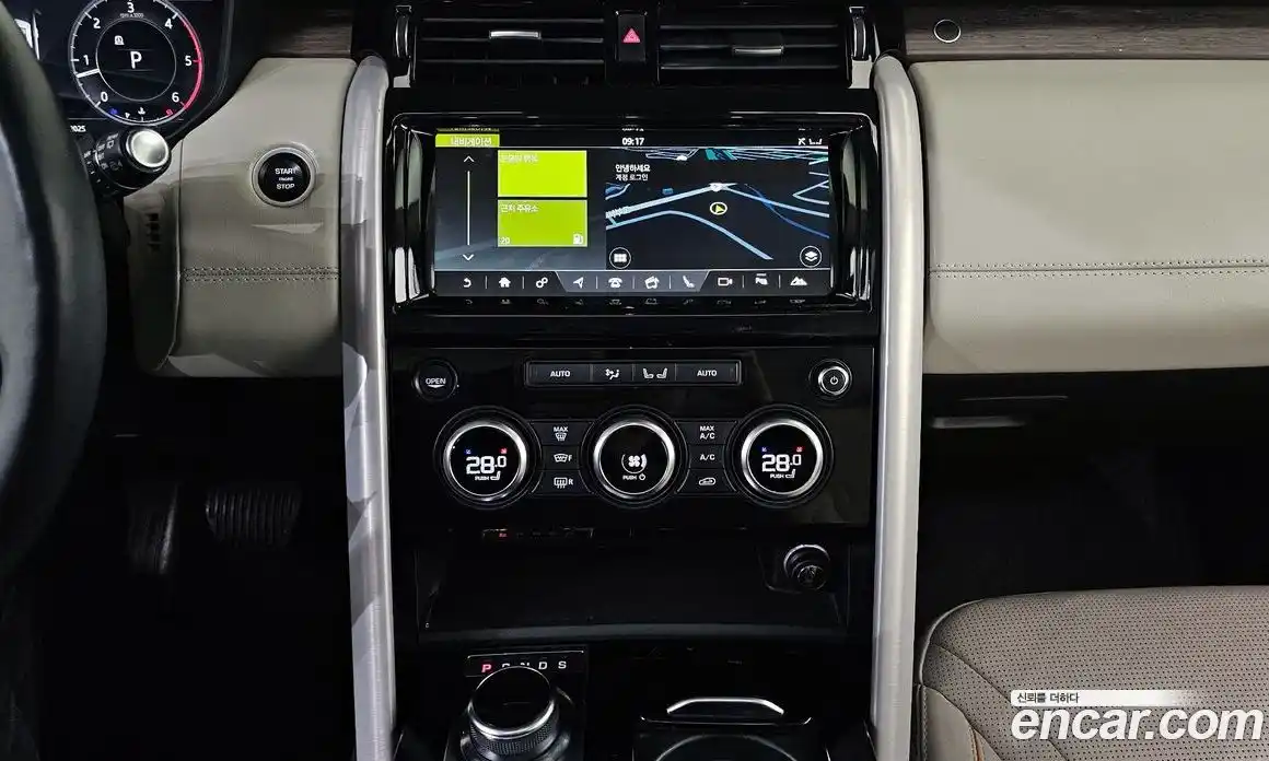 Land Rover Discovery 2018 3.0 Автомат в Москве № 166418, фото 9