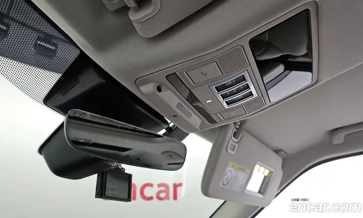 Land Rover Discovery 2018 3.0 Автомат в Москве № 166418, фото 10