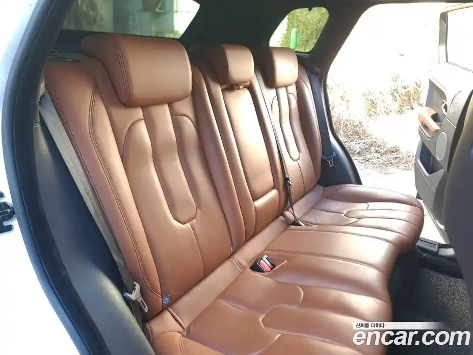 Land Rover Range-Rover Evoque 2015 2.2 Автомат в Москве № 166870, фото 13