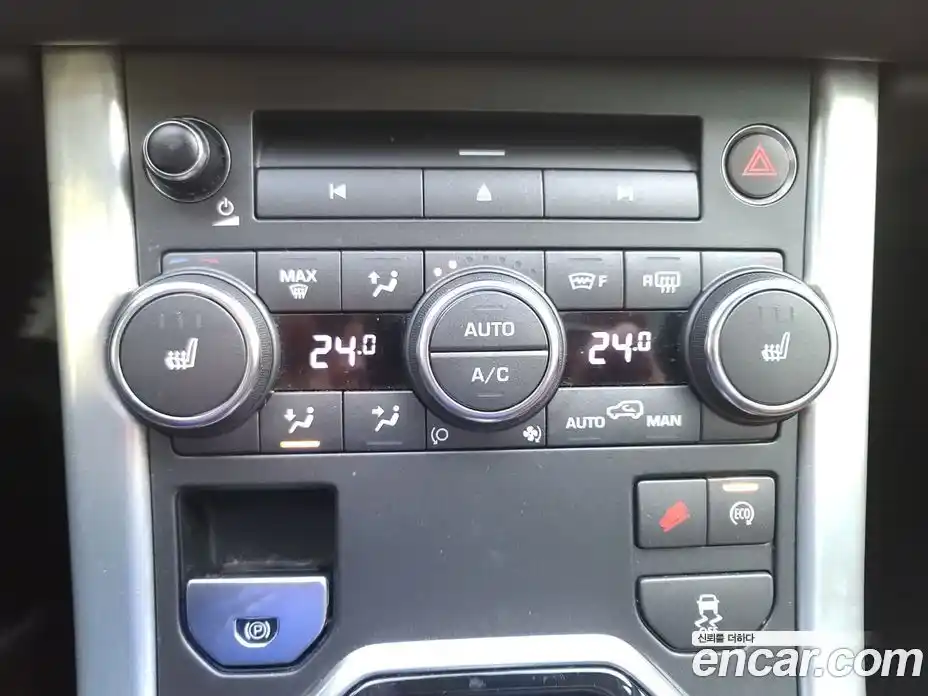 Land Rover Range-Rover Evoque 2015 2.2 Автомат в Москве № 166870, фото 17