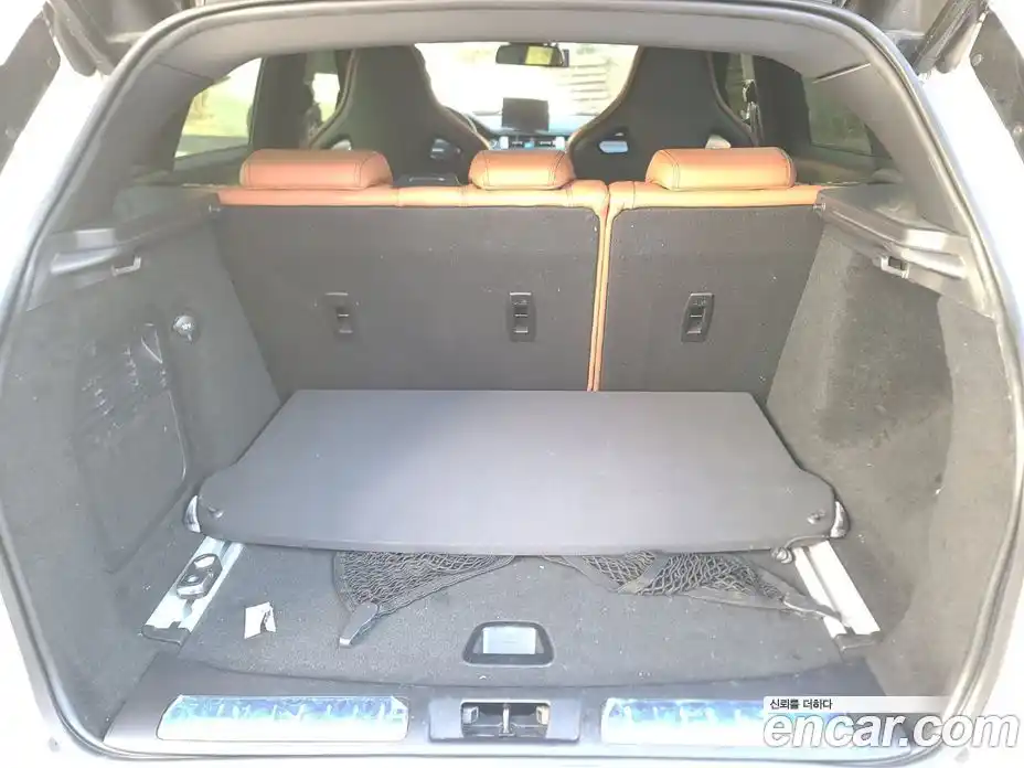 Land Rover Range-Rover Evoque 2015 2.2 Автомат в Москве № 166870, фото 19