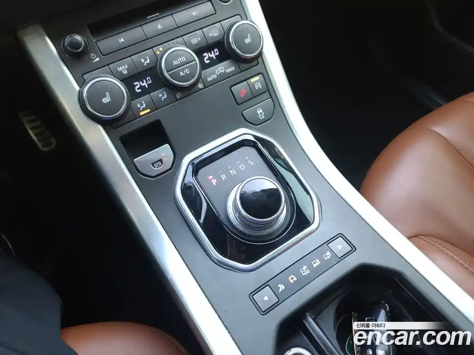 Land Rover Range-Rover Evoque 2015 2.2 Автомат в Москве № 166870, фото 8