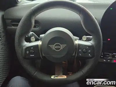 Mini Cooper 2025 2.0 Автомат в Москве № 167343, миниатюра 11