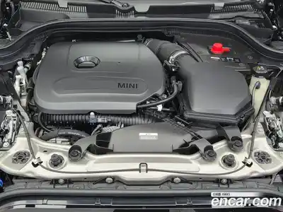 Mini Cooper 2025 2.0 Автомат в Москве № 167343, миниатюра 6