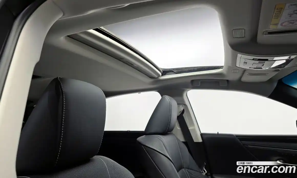 Lexus ES 2025 2.5 Автомат в Москве № 168003, фото 14