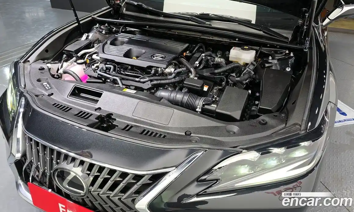 Lexus ES 2025 2.5 Автомат в Москве № 168003, фото 5